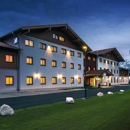 Hey Lou Hotel Piding