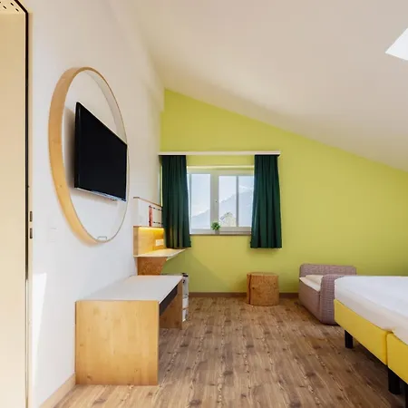 Hey Lou Hotel Piding