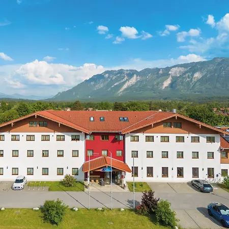 Hey Lou Hotel Piding