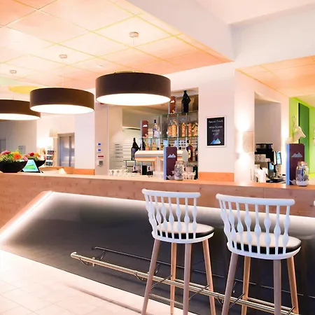 Hotel Hey Lou Piding